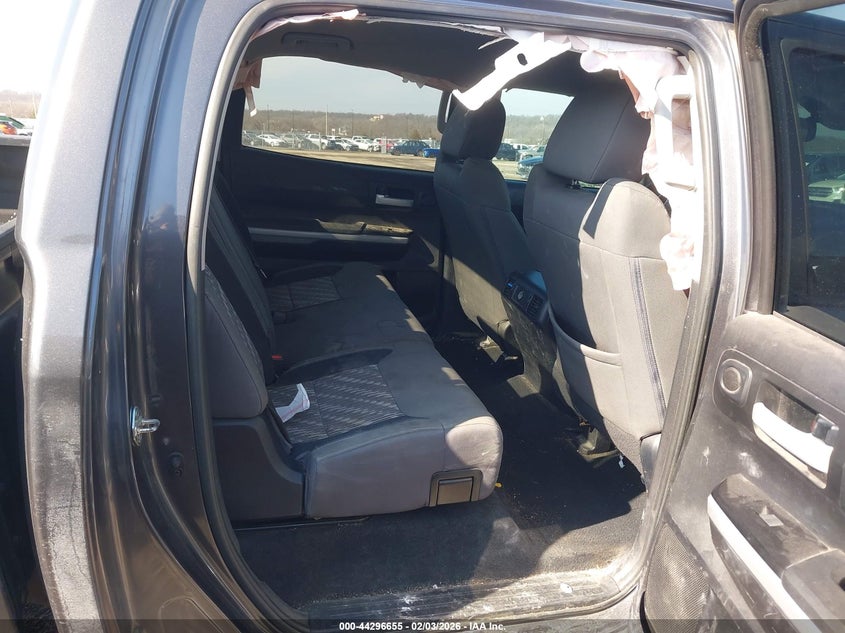 2018 TOYOTA TUNDRA auction photo 8
