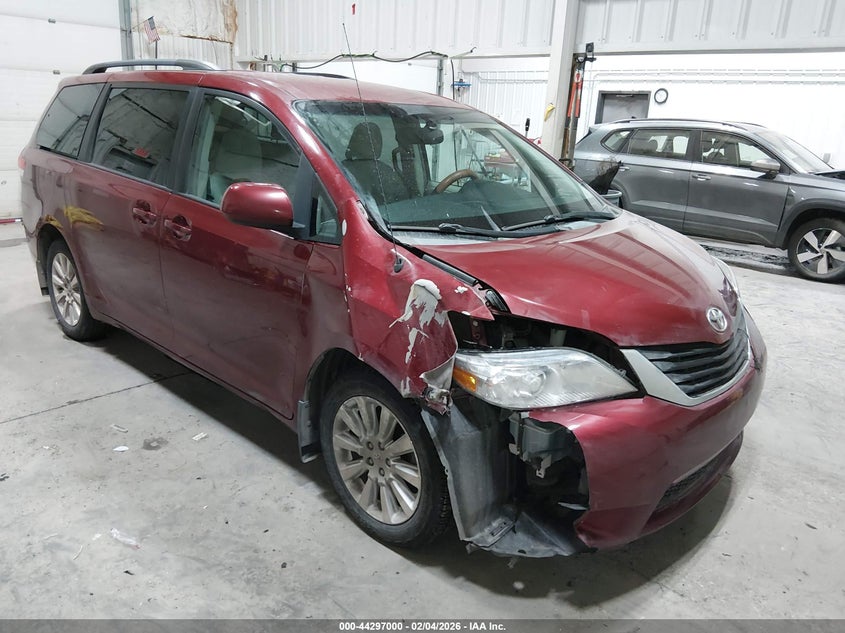 2013 Toyota Sienna Le