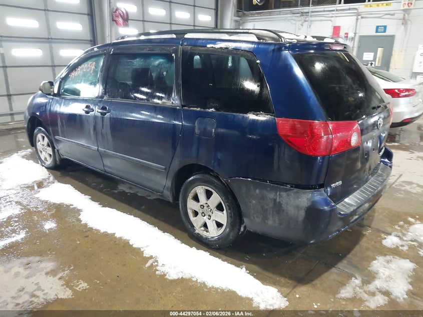 2006 Toyota Sienna Le