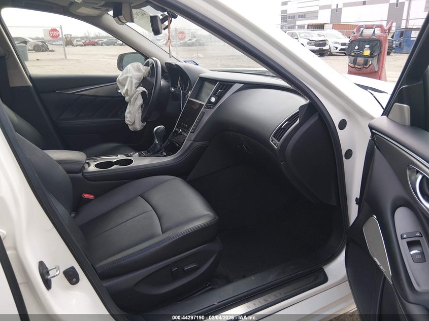 2017 Infiniti Q50 2.0T Premium