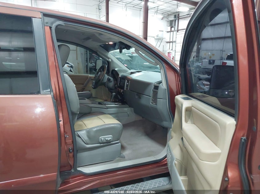 2004 Nissan Titan Le