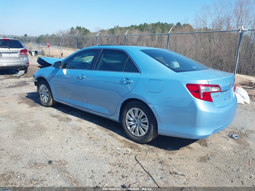 2013 Toyota Camry Le