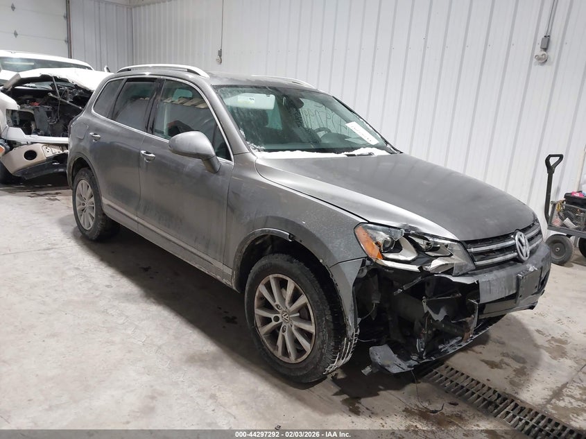 2014 Volkswagen Touareg 3.6L Sport