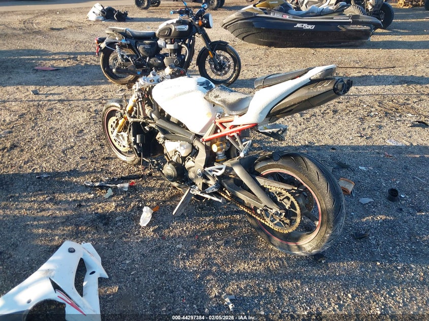 2012 Triumph Motorcycle Daytona 675/R