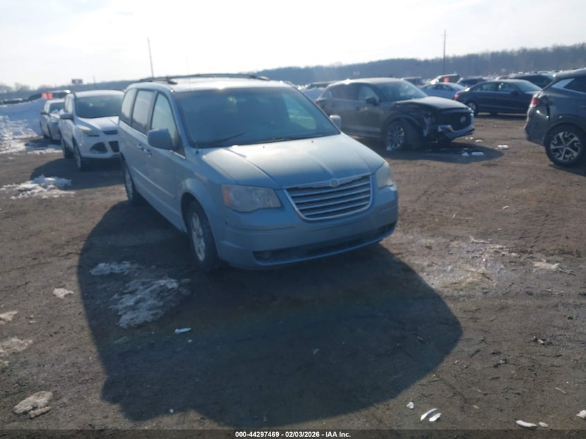 2009 Chrysler Town & Country Touring