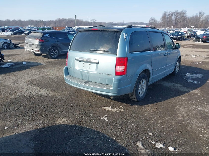2009 Chrysler Town & Country Touring