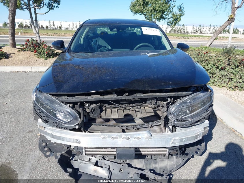 VIN 1HGCV1F17MA120416 2021 HONDA ACCORD LX