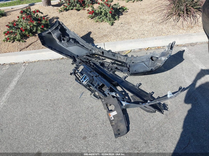 VIN 1HGCV1F17MA120416 2021 HONDA ACCORD LX