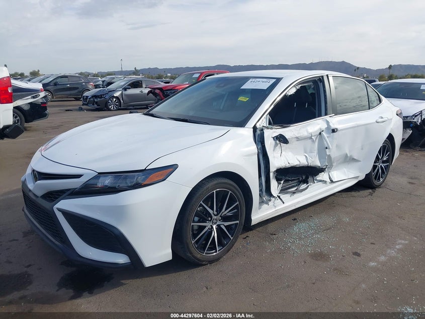 2023 Toyota Camry Se