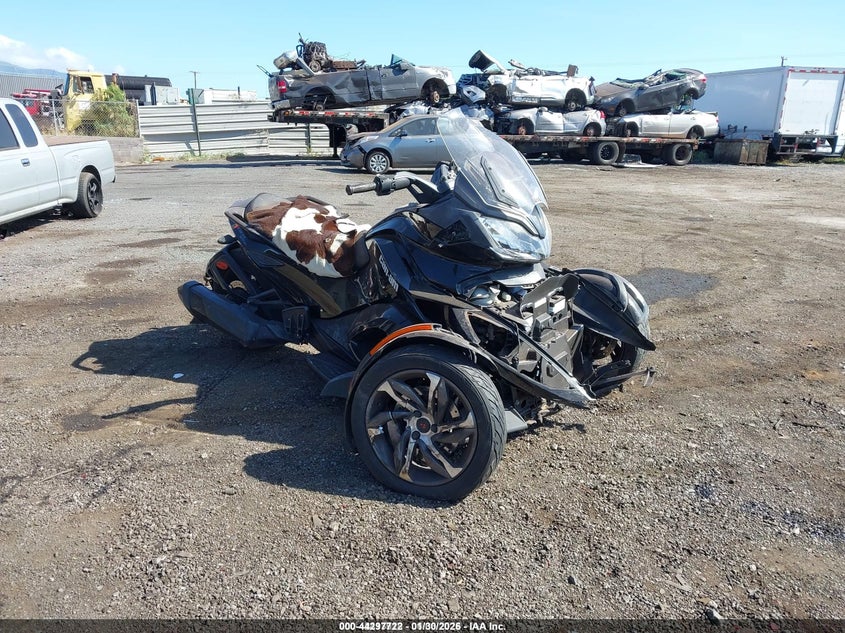 2BXNCBC15EV000707 2014 Can-Am Spyder Roadster St/Sts/St Limited auction photo 1