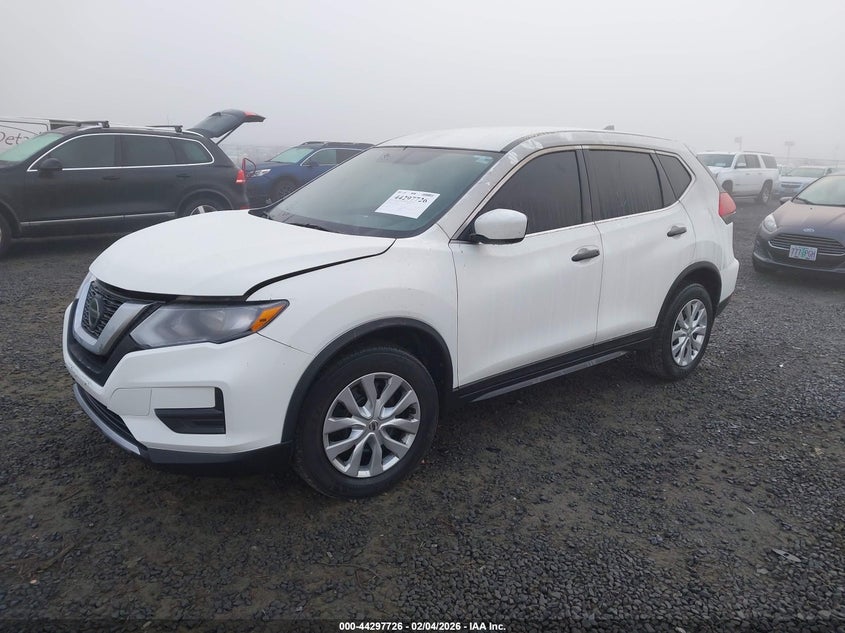 KNMAT2MV2JP553447 2018 NISSAN ROGUE S photo 1