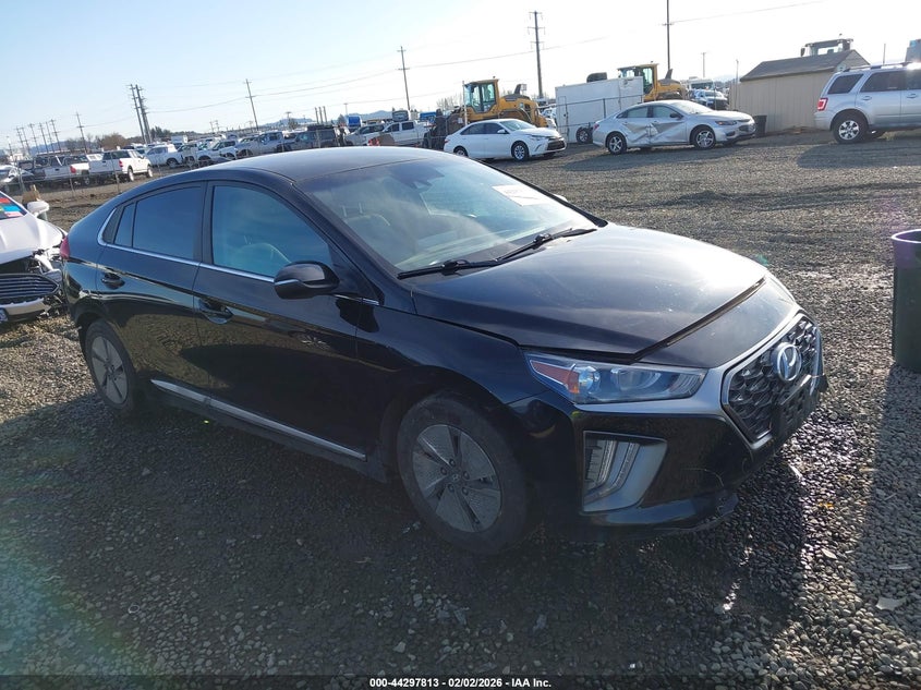 2022 Hyundai Ioniq Hybrid Se