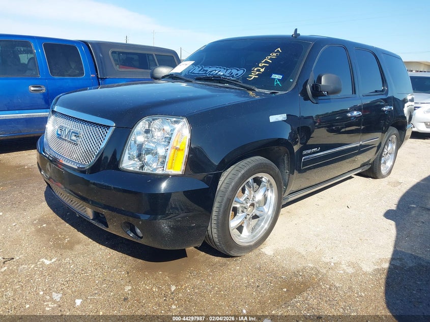 1GKS1EEF5CR140260 2012 Gmc Yukon 6.2 Denali black