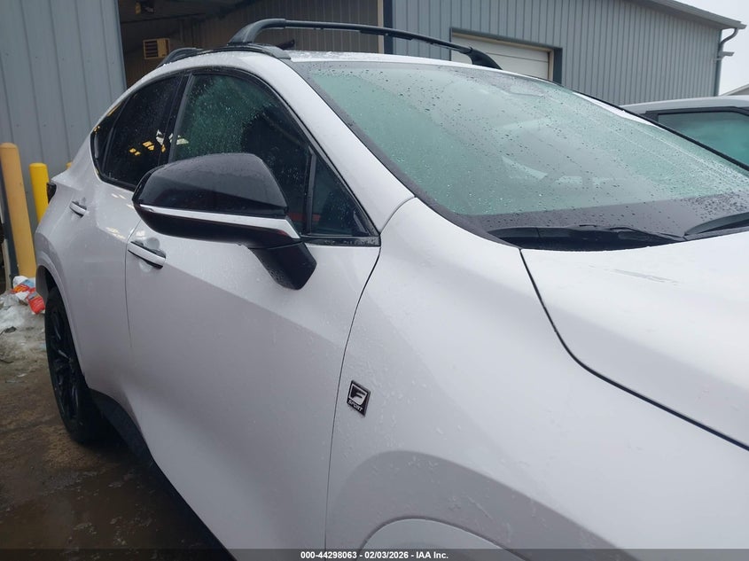 2T2KGCEZ2PC018332 2023 Lexus Nx 2.4 Nx 350 F Sport Handling white