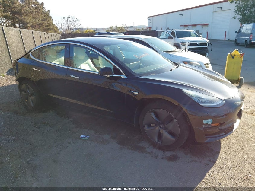 2019 Tesla Model 3 Long Range/Performance