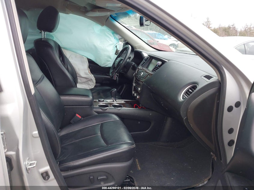 2015 Nissan Pathfinder Sl