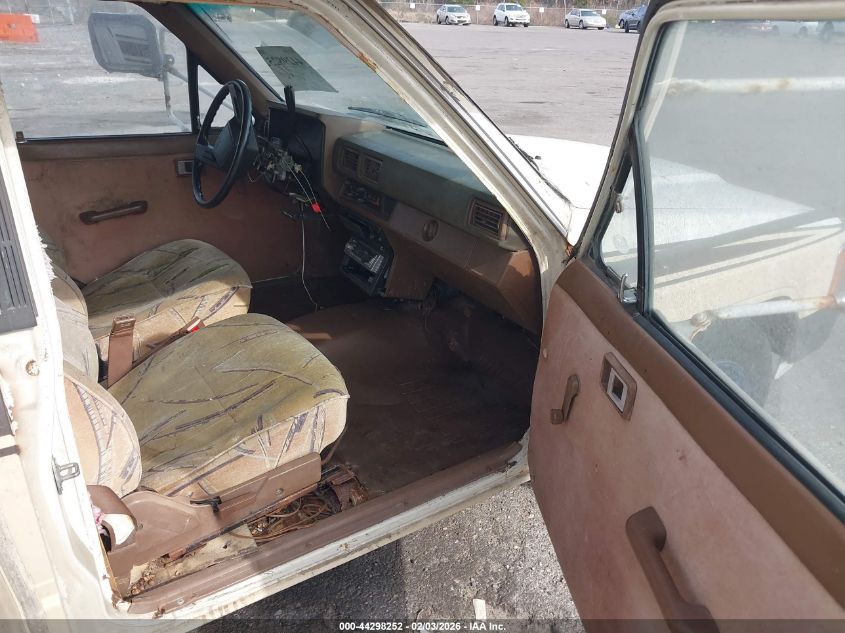 1986 Toyota Pickup Cab Chassis Rn75 Dlx