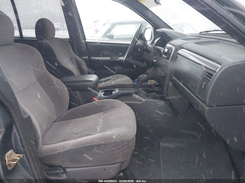 2001 Jeep Grand Cherokee Laredo