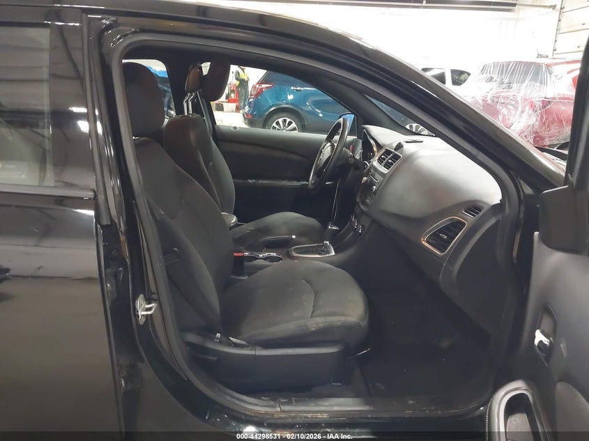 2013 Dodge Avenger Se