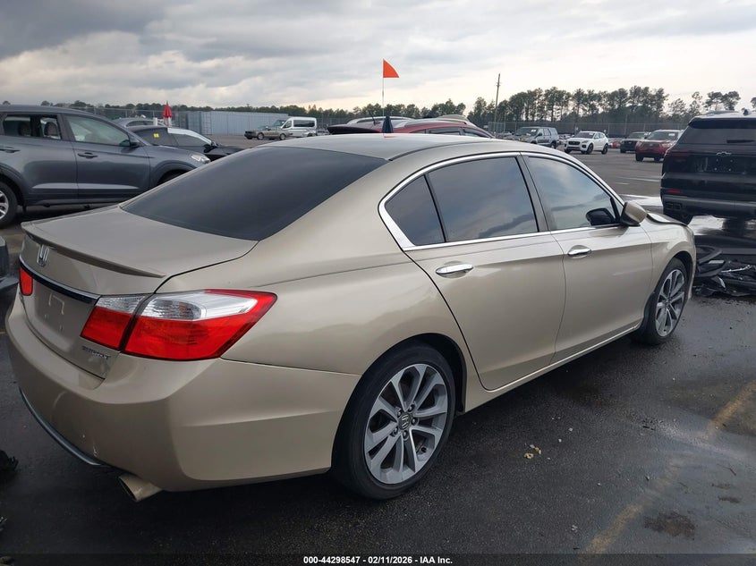 2014 HONDA ACCORD auction photo 4