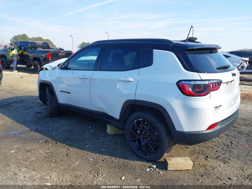 2022 Jeep Compass Altitude 4X4