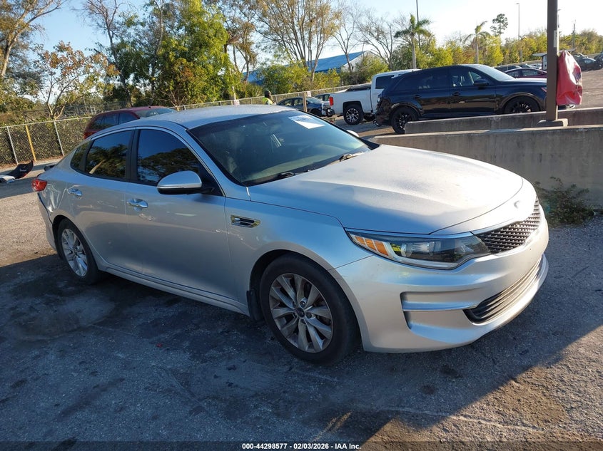 2018 Kia Optima Lx