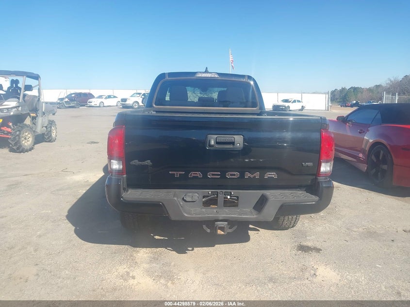 VIN 5TFDZ5BN4MX059661 2021 TOYOTA TACOMA SR5 V6