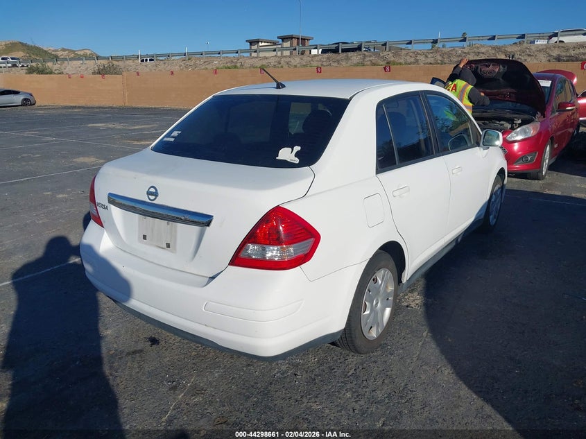 2011 Nissan Versa 1.8S