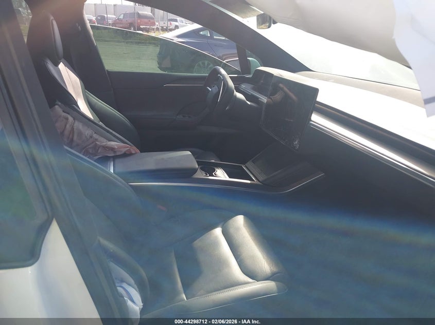 2024 Tesla Model X Long Range