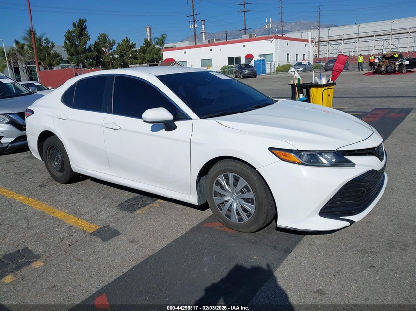 2020 Toyota Camry Le Hybrid