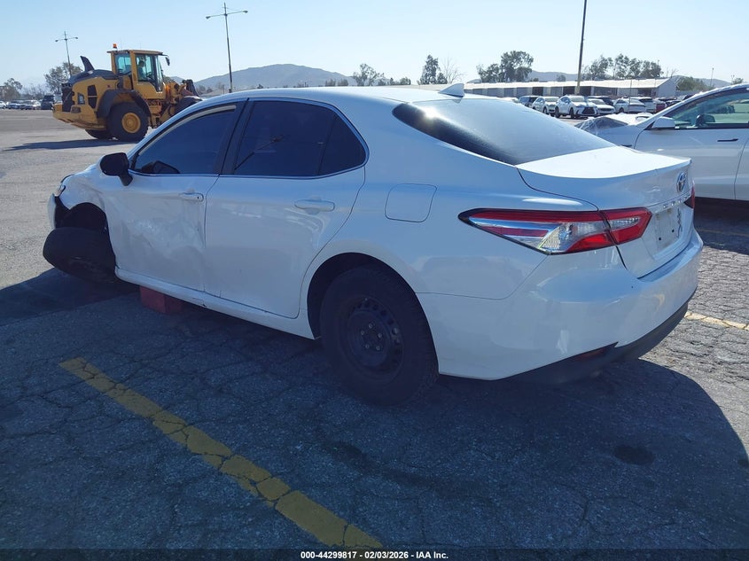 2020 Toyota Camry Le Hybrid