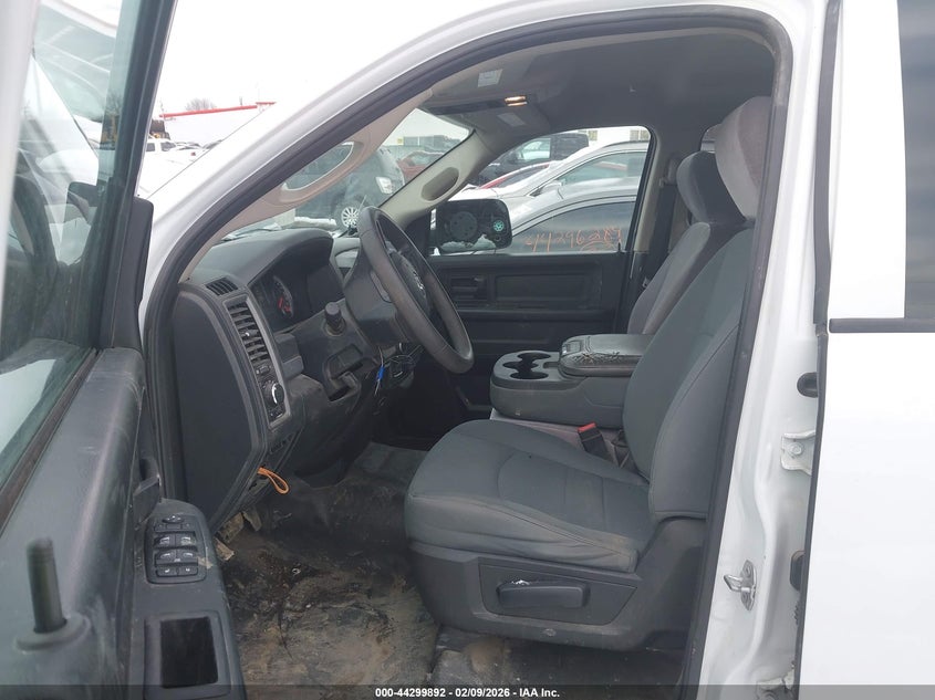 2018 Ram 1500 Tradesman 4X4 6'4 Box