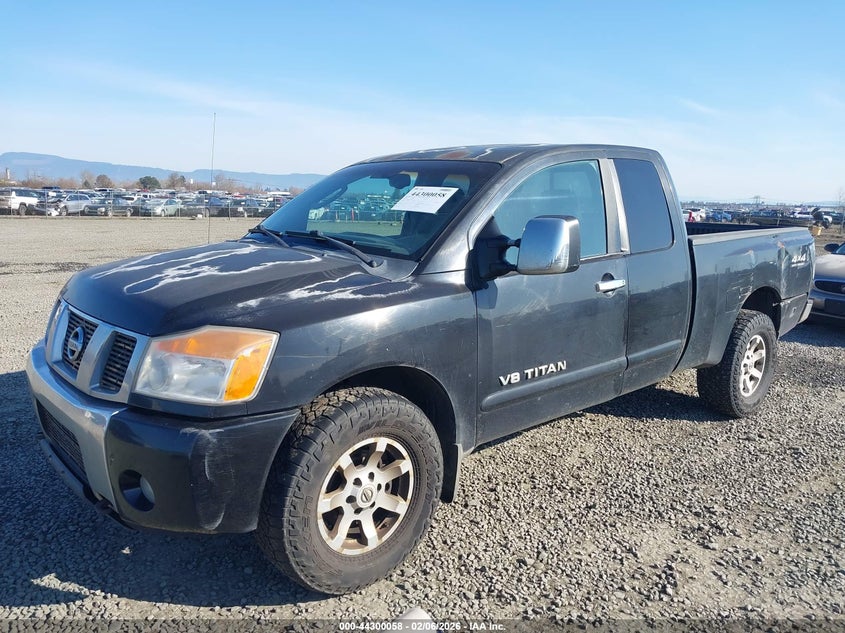 2005 Nissan Titan Se