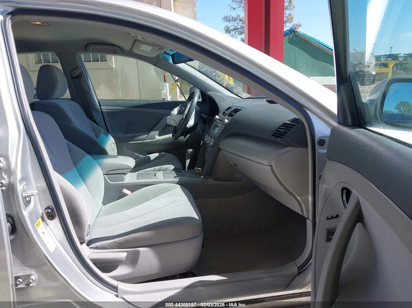 2010 Toyota Camry Le