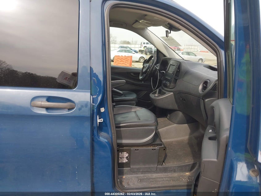 2016 Mercedes-Benz Metris