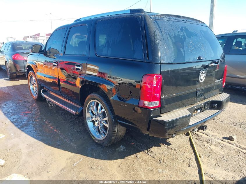 2005 Cadillac Escalade Standard