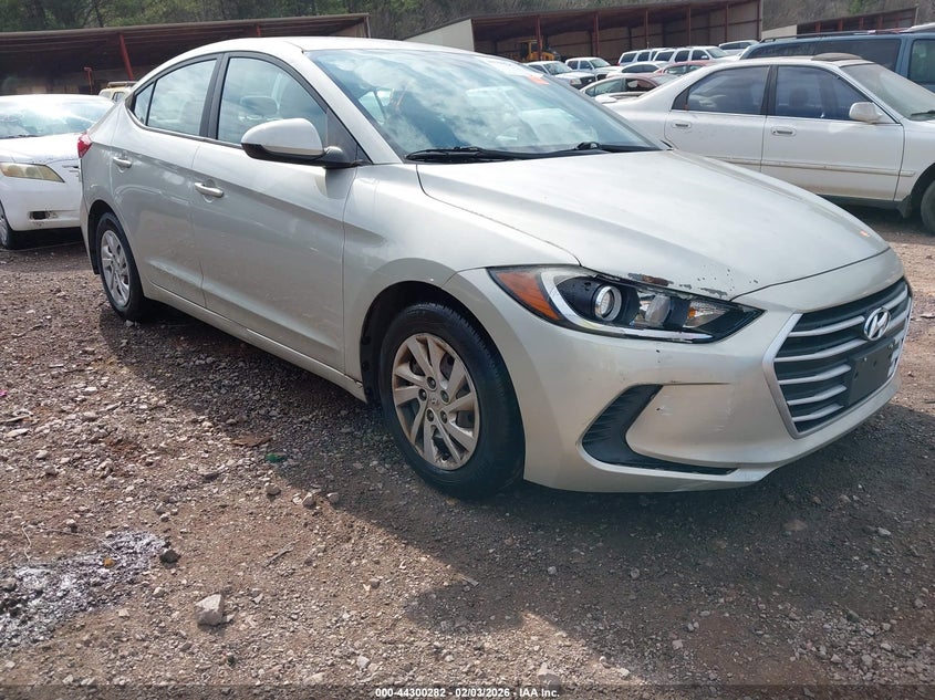 HYUNDAI ELANTRA SE 2017