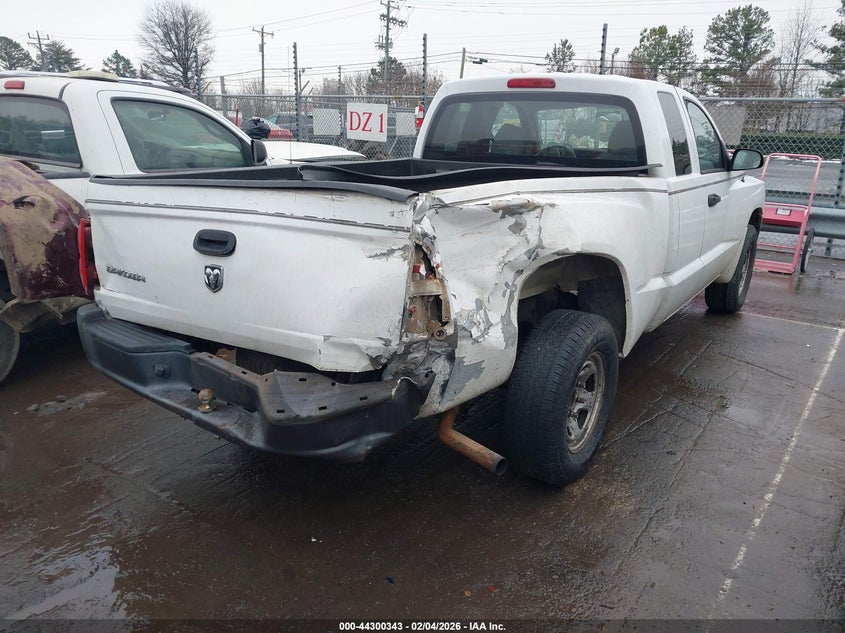 2008 Dodge Dakota St