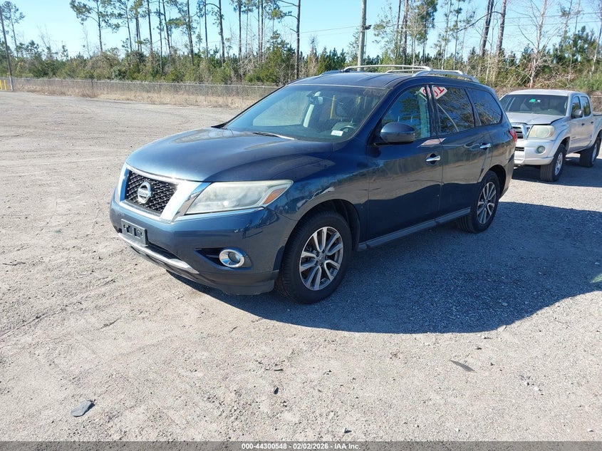 2016 Nissan Pathfinder Sv