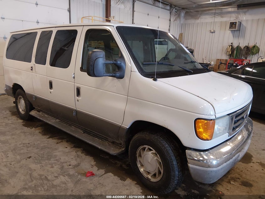 1FMRE11L43HB67535 FORD E-150 Photo 1