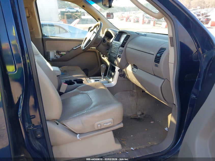 2008 Nissan Pathfinder Se V8