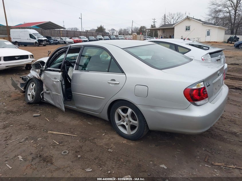 2005 Toyota Camry Se