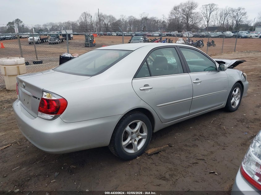 2005 Toyota Camry Se