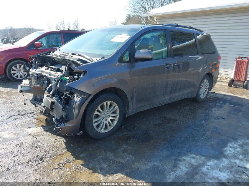 2014 Toyota Sienna Xle V6 8 Passenger