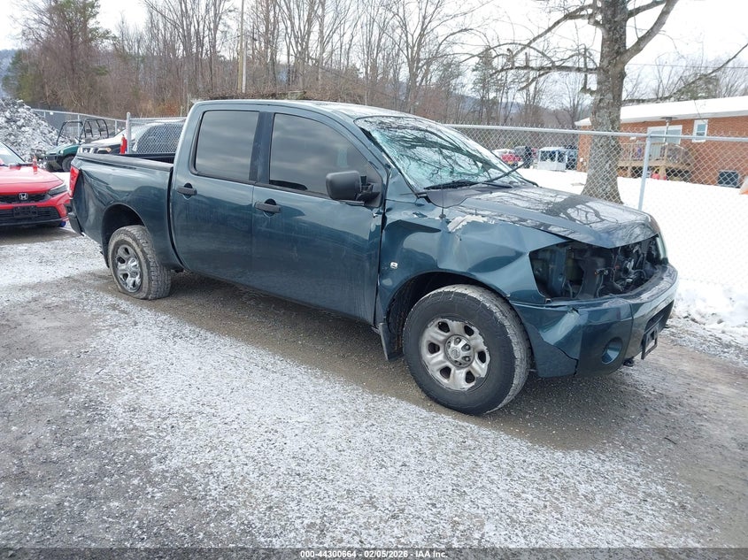 2004 Nissan Titan Xe