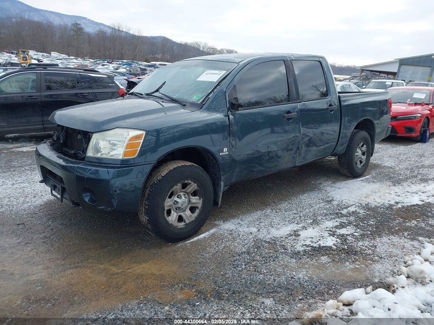 2004 Nissan Titan Xe