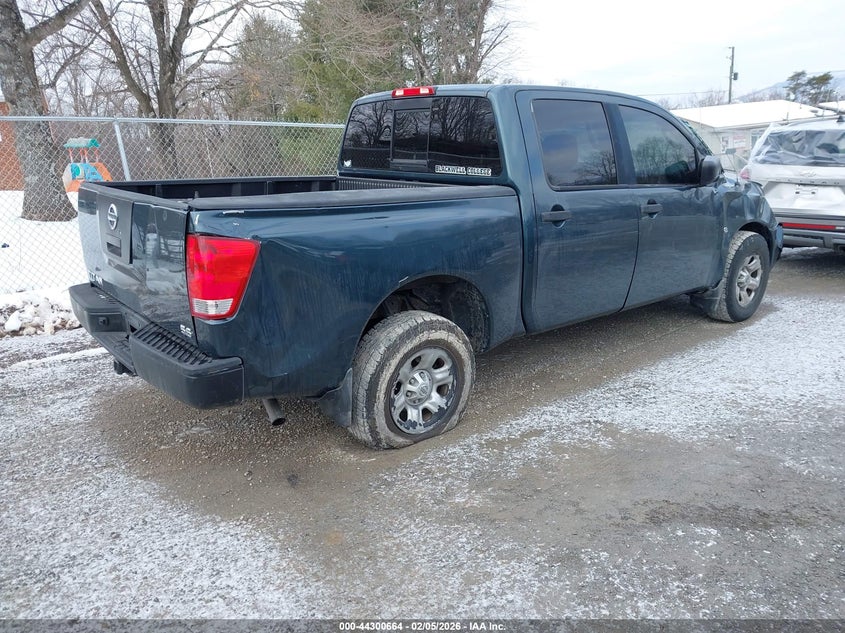 2004 Nissan Titan Xe
