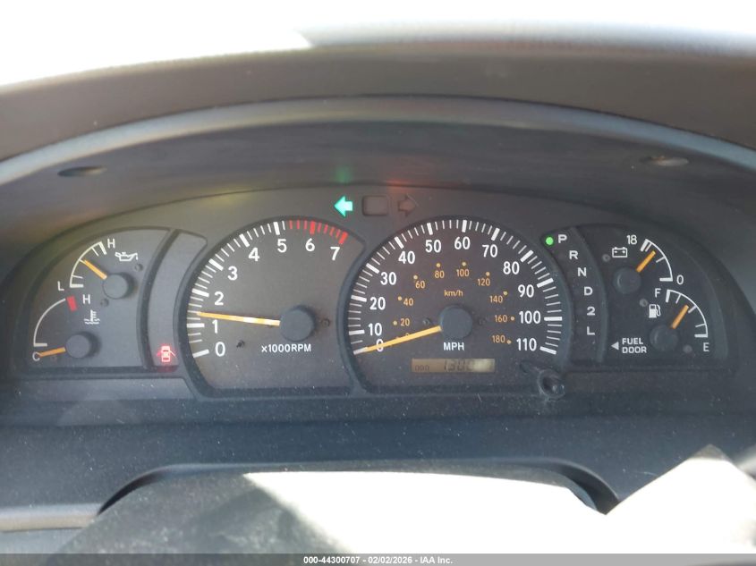 2004 Toyota Tundra Sr5 V8 VIN: 5TBDT441X4S435963 Lot: 44300707