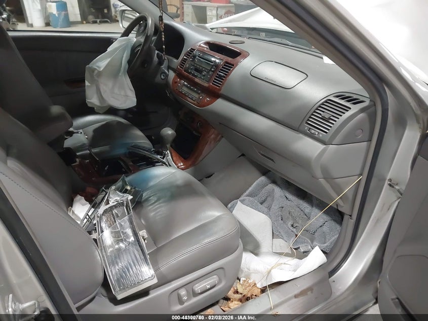 2005 TOYOTA CAMRY auction photo 5