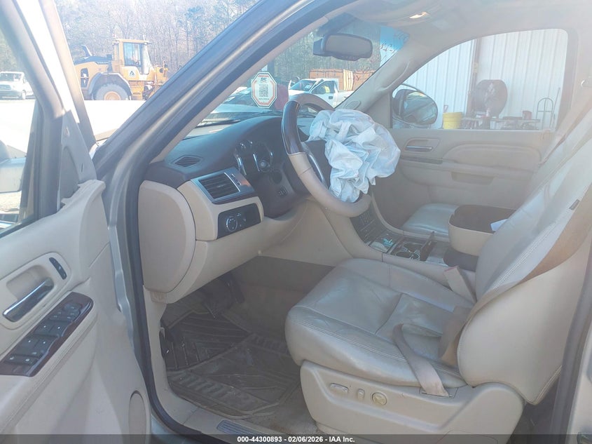 2011 Cadillac Escalade Esv Premium